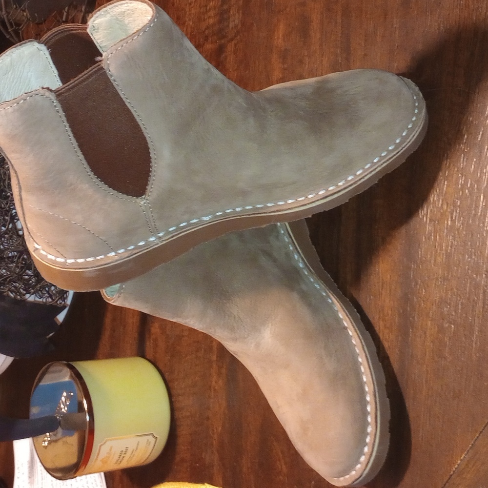 Ladies size 9 new LL bean boots